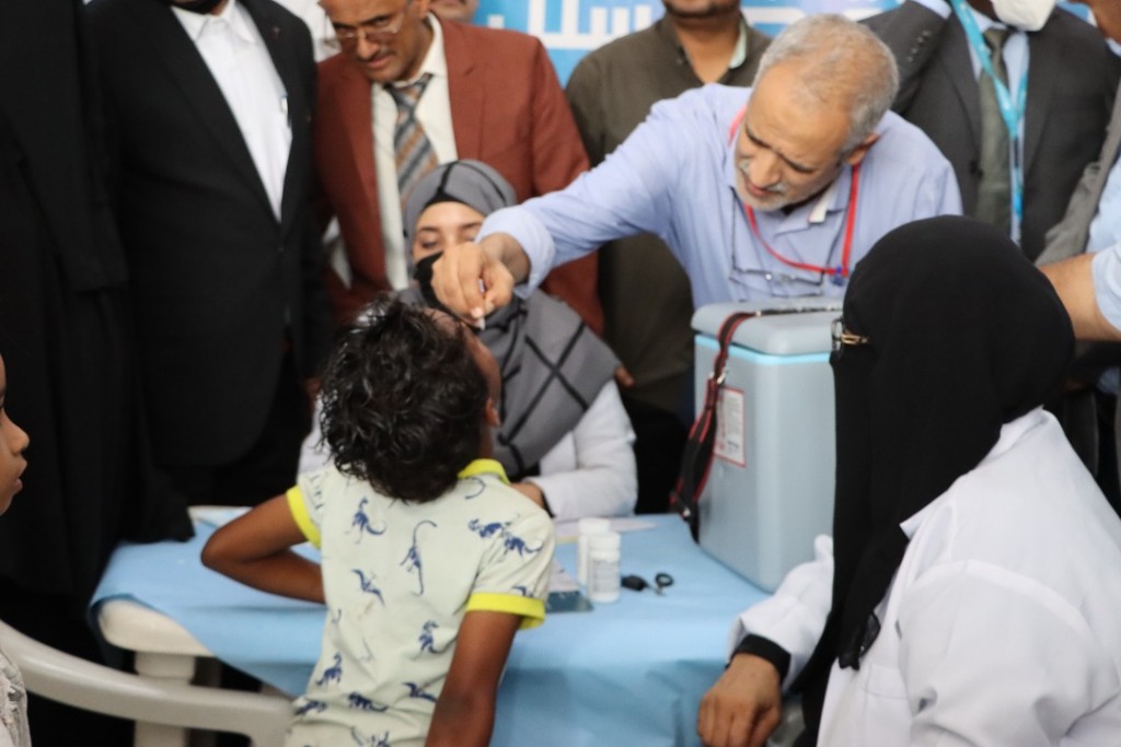 نائب وزير الصحة خلال التدشين