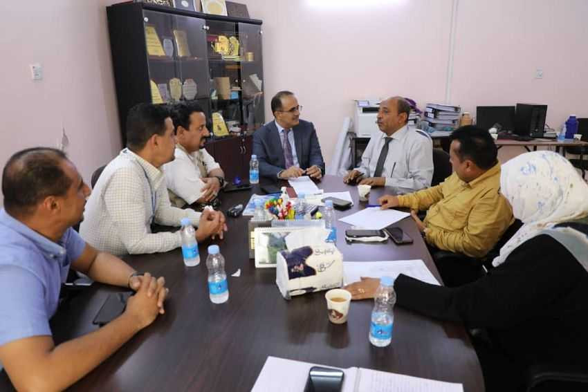 وزير الصحة خلال اللقاء