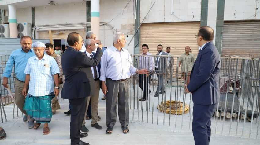 وزير الصحة خلال الزيارة التفقدية