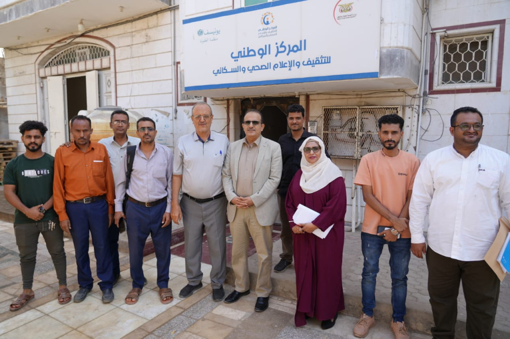وزير الصحة يشدد على ضرورة العمل لإيجاد استراتيجية اتصالية جديدة لحملات التحصين
