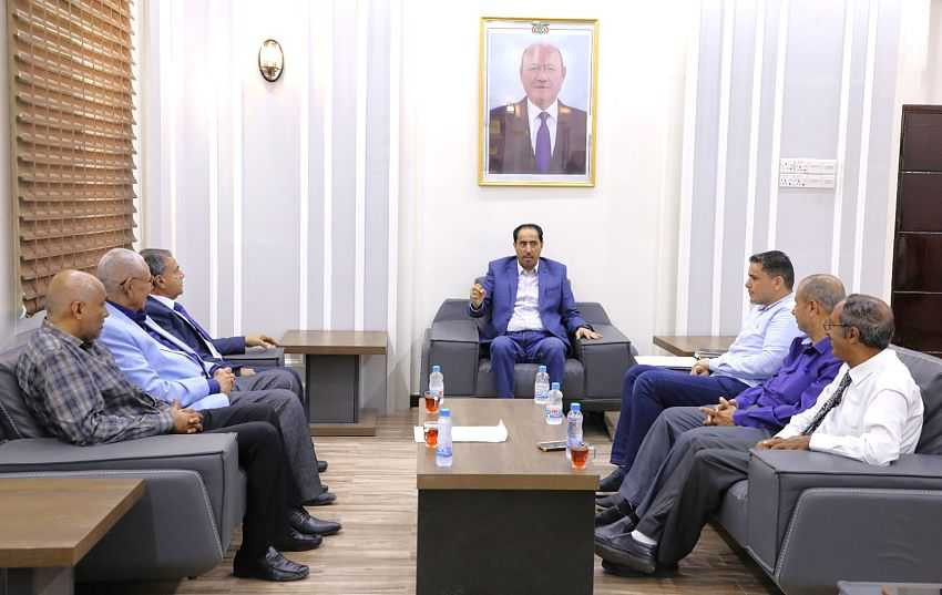 لقاء وزير الشباب والرياضة مع رئيس جامعة عدن
