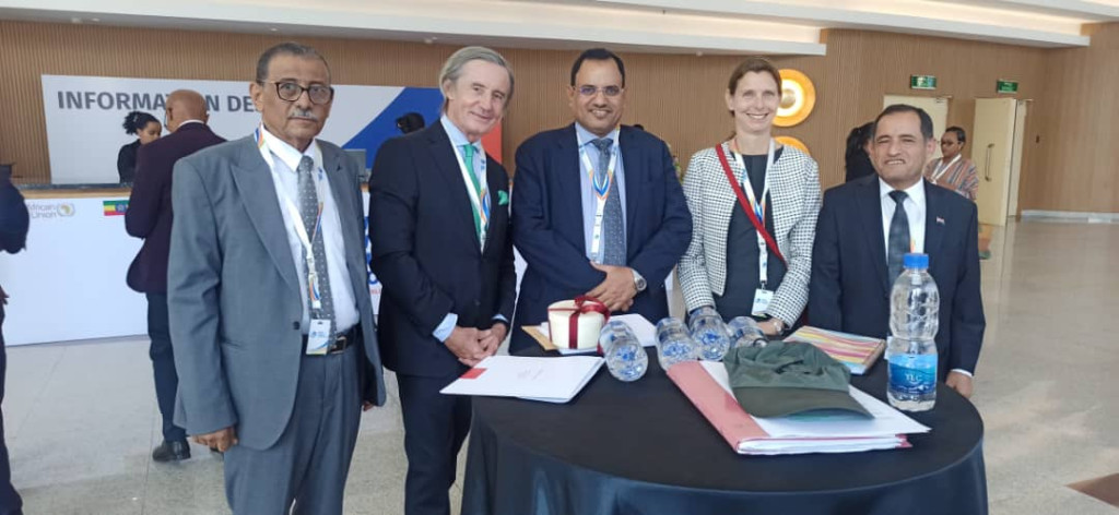 الوزير السقطري يبحث مع مسؤولين دوليين أوجه التعاون والاستفادة من خبرات الفنية للأغذية الزراعية