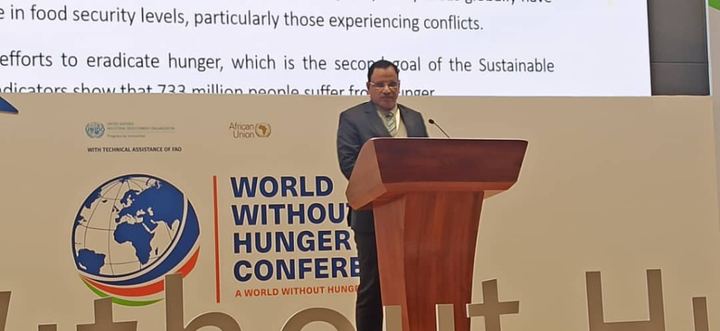الوزير السقطري: عسكرة الميليشيات للبحر الأحمر ألقت بظلالها على الإمدادات الغذائية
