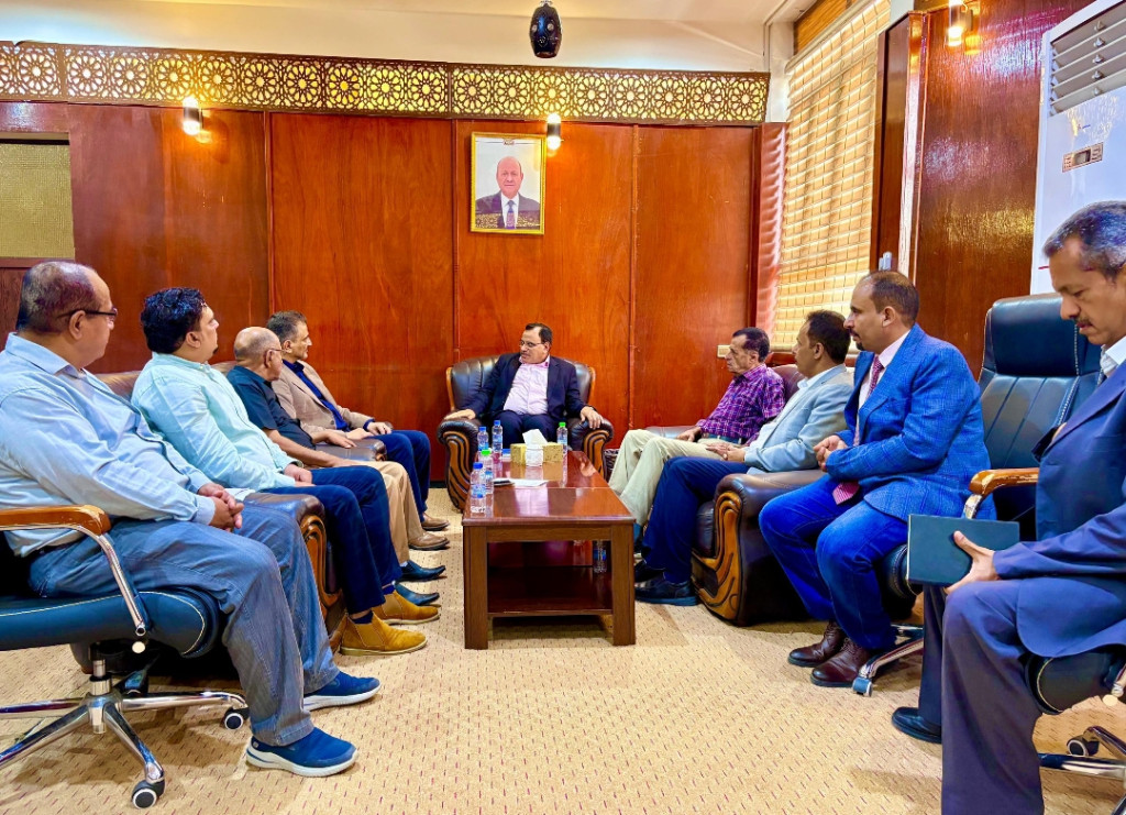 السقطري ولملس يناقشان الإجراءات للبدء بمشروع مركز الصادرات السمكية بعدن