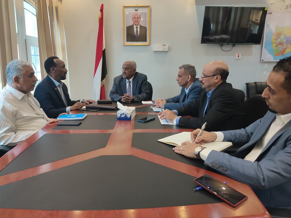 وزير الإدارة المحلية يبحث التدخلات الإنسانية لبرنامج الأغذية العالمي