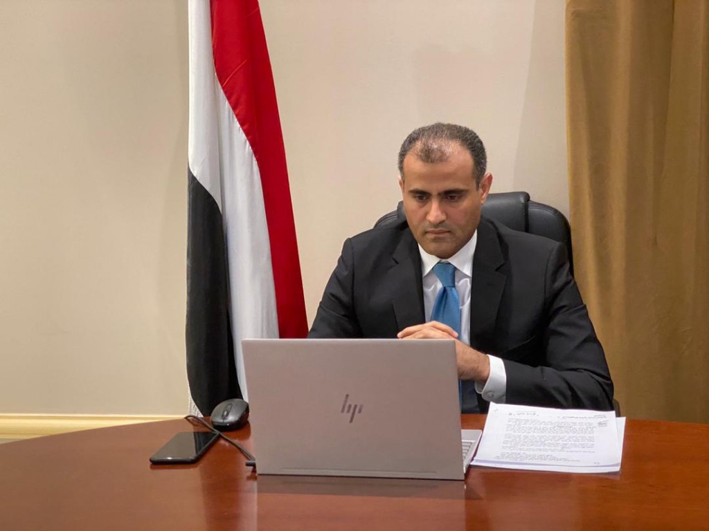 وزير الخارجية محمد الحضرمي