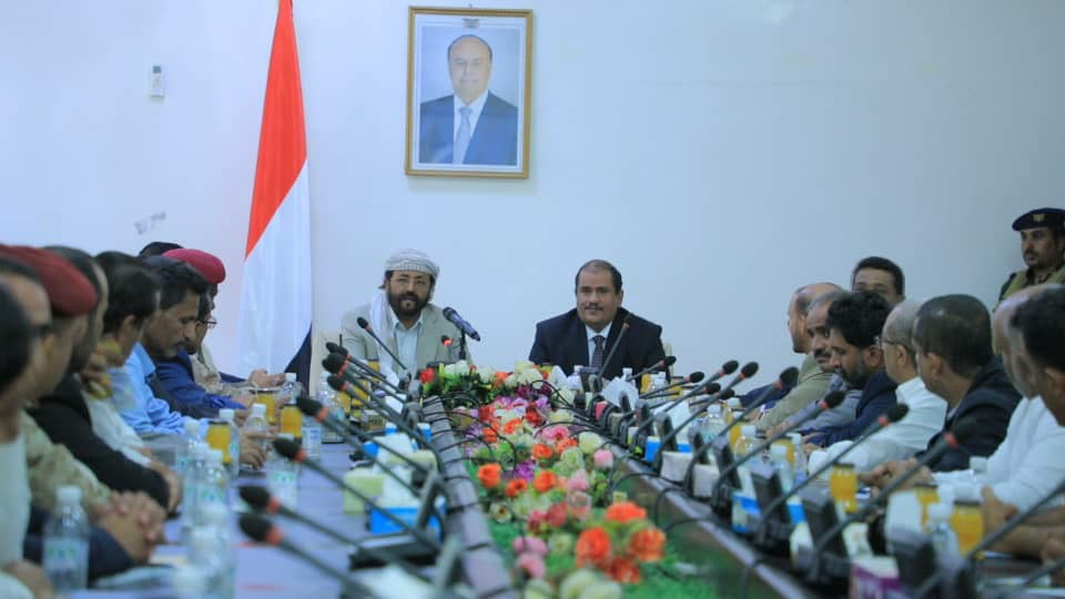 خلال الاجتماع