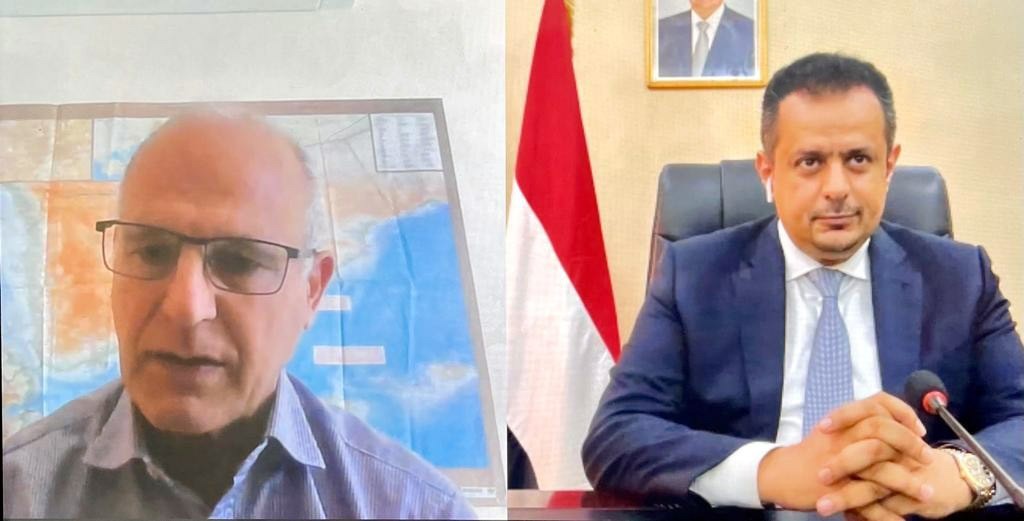 دولة رئيس الوزراء مع السفير البريطاني