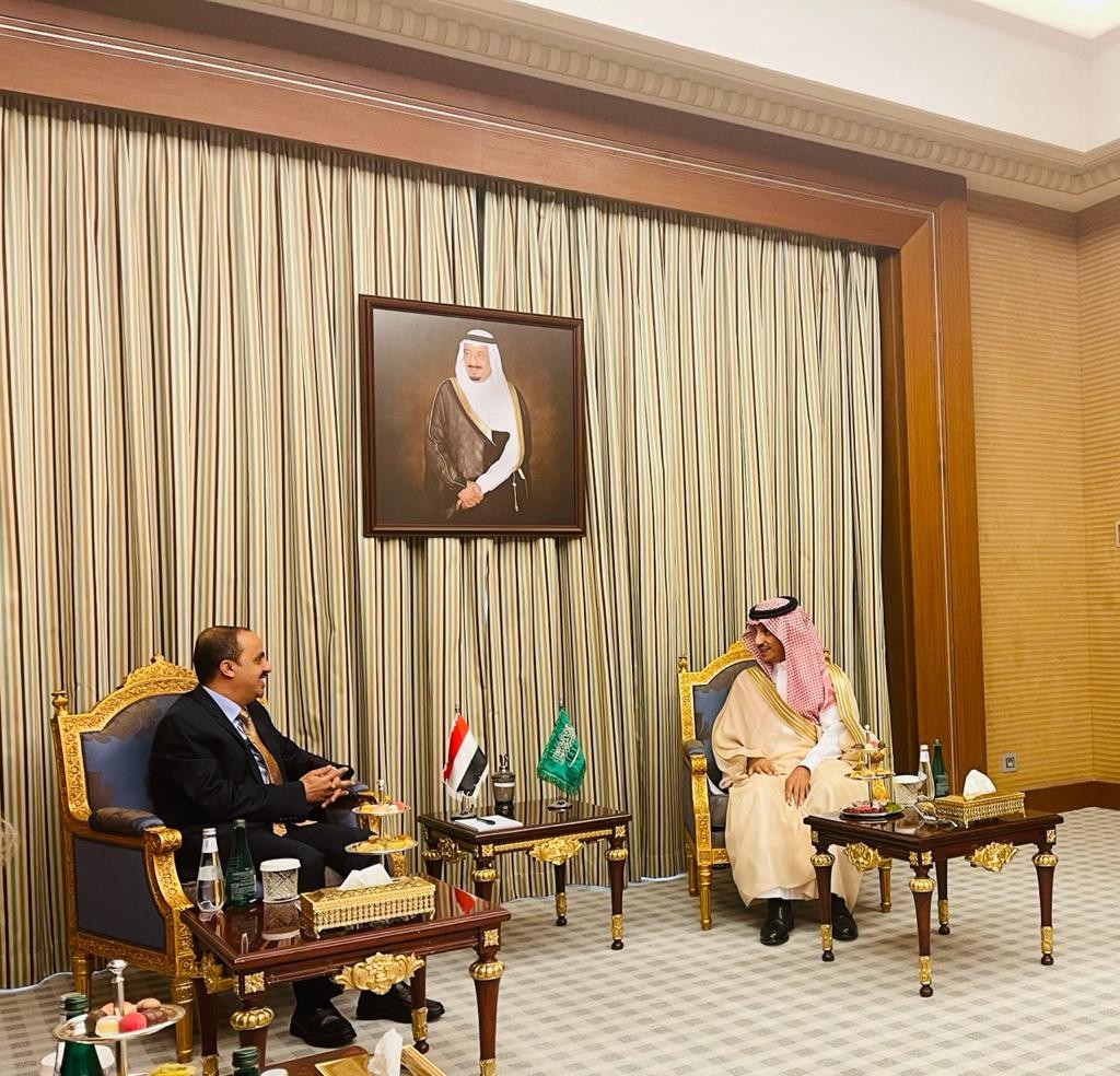 الارياني مع وزير السياحة السعودي