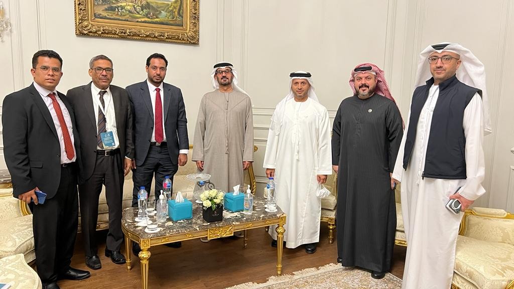 وزير التربية والتعليم خلال اللقاء