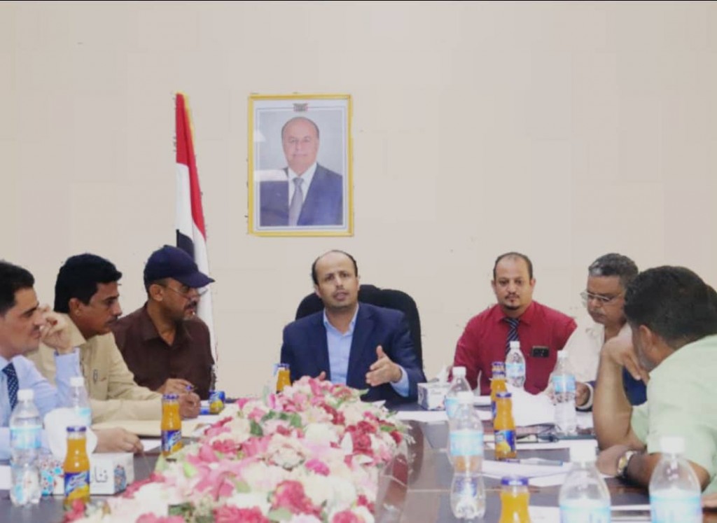 اجتماع برئاسة وزير الشؤون القانونية وحقوق الإنسان، أحمد عرمان
