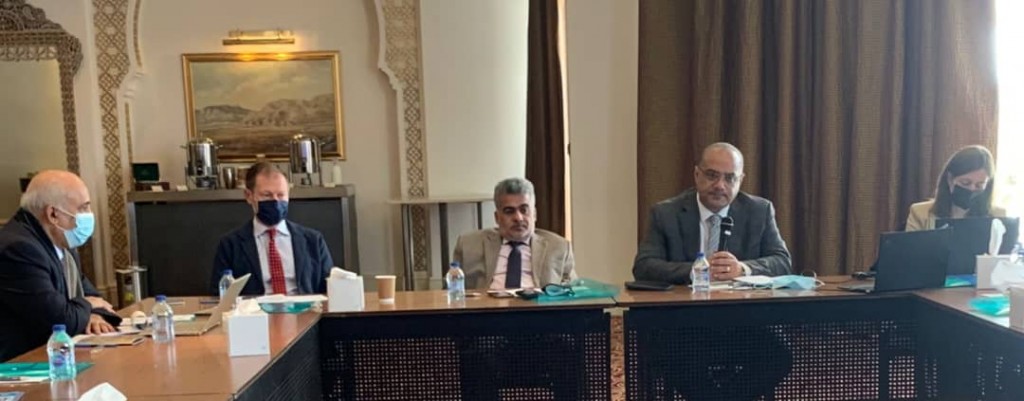 وزير التخطيط خلال اللقاء