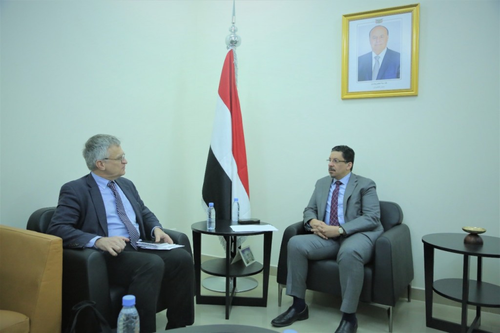 وزير الخارجية خلال اللقاء