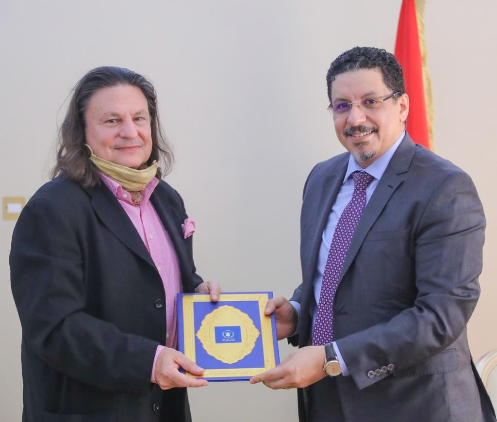 وزير الخارجية مع الممثل الجديد لبرنامج الأغذية