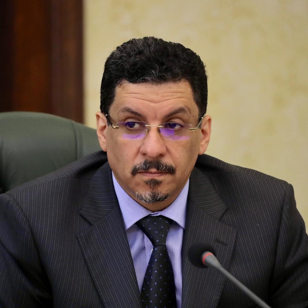 وزير الخارجية
