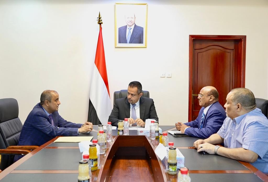 اجتماع برئاسة رئيس الوزراء يناقش الأوضاع الاقتصادية والتنسيق بين السياسة المالية والنقدية
