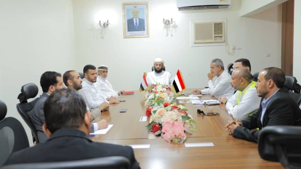 مناقشة ترتيبات خدمات الحجاج في مشعر منى