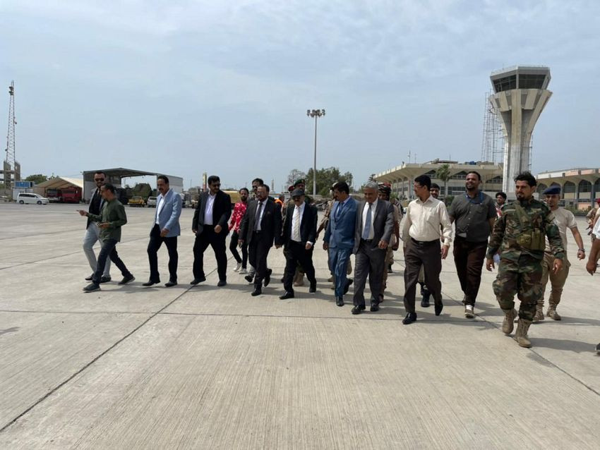 وزيرا النقل والأشغال خلال الزيارة التفقدية