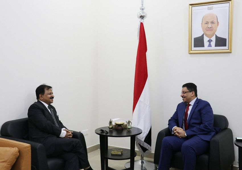 وزير الخارجية خلال اللقاء