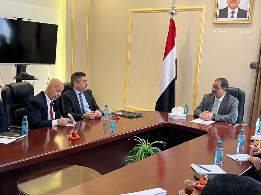 وزير الداخلية خلال اللقاء