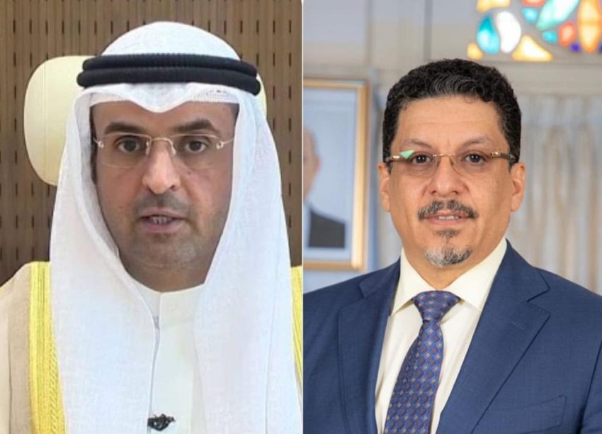 وزير الخارجية  مع أمين عام مجلس التعاون الخليجي