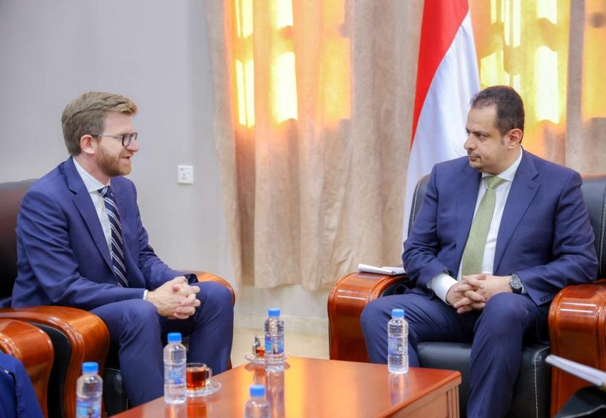 رئيس الوزراء خلال اللقاء