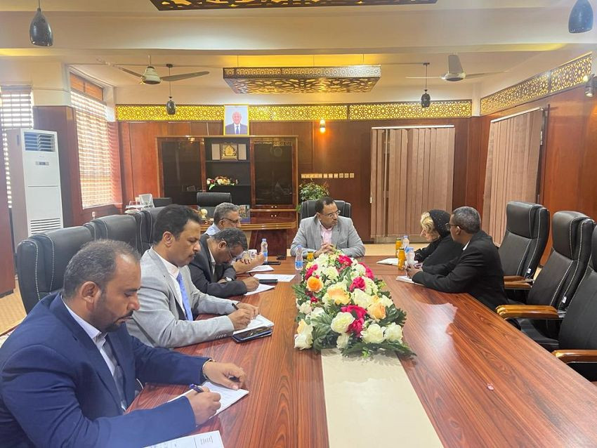 وزير الزراعة والري والثروة السمكية خلال اللقاء