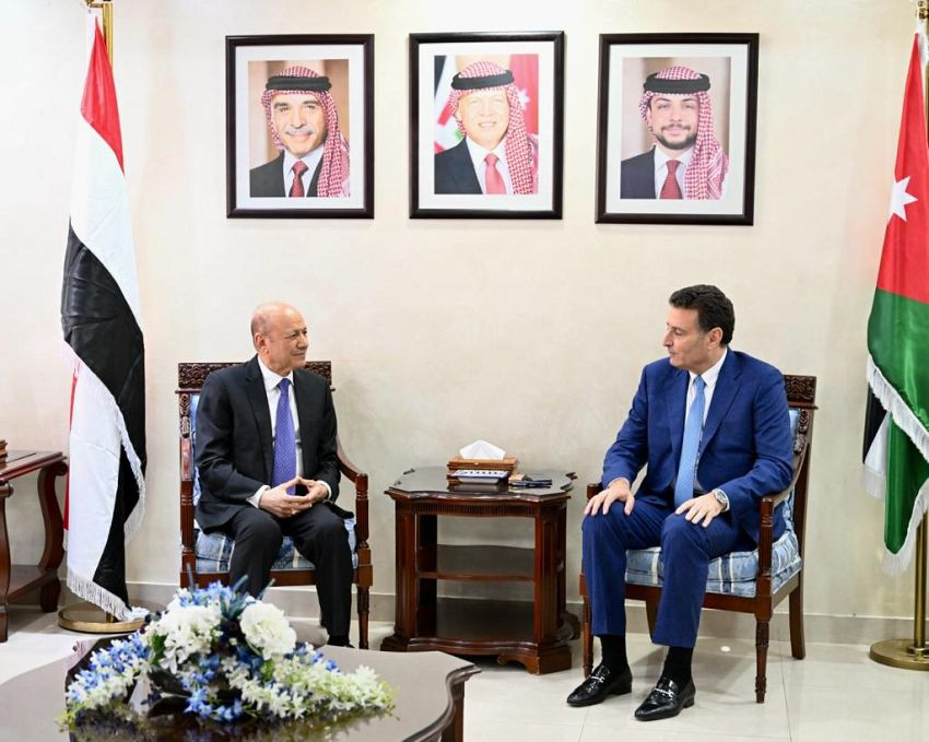 رئيس مجلس القيادة الرئاسي خلال اللقاء