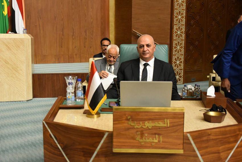 وزير المياه والبيئة خلال الاجتماع الوزاري العربي