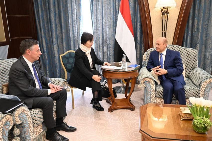 رئيس مجلس القيادة الرئاسي خلال اللقاء