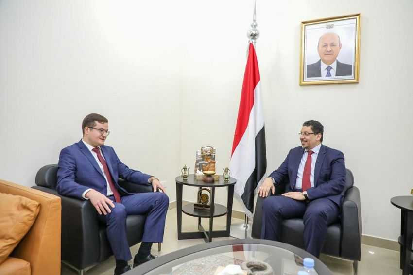 وزير الخارجية خلال اللقاء