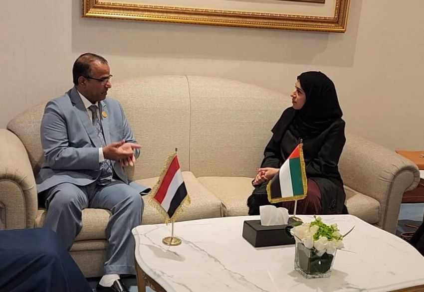 وزير الشؤون الإجتماعية والعمل خلال اللقاء