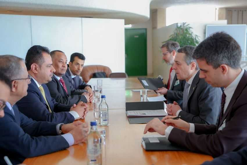 رئيس الوزراء خلال اللقاء