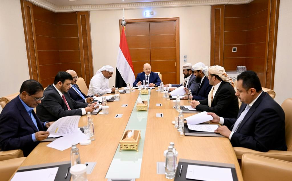 مجلس القيادة الرئاسي يناقش عدداً من المستجدات على الساحة الوطنية
