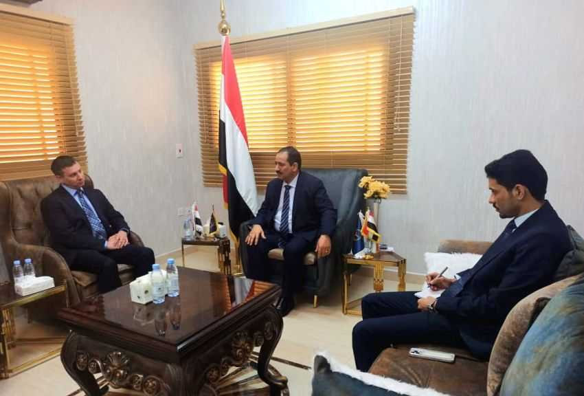 وزير الداخلية خلال اللقاء