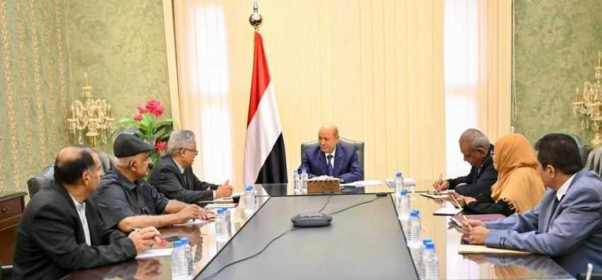 رئيس مجلس القيادة الرئاسي خلال اللقاء