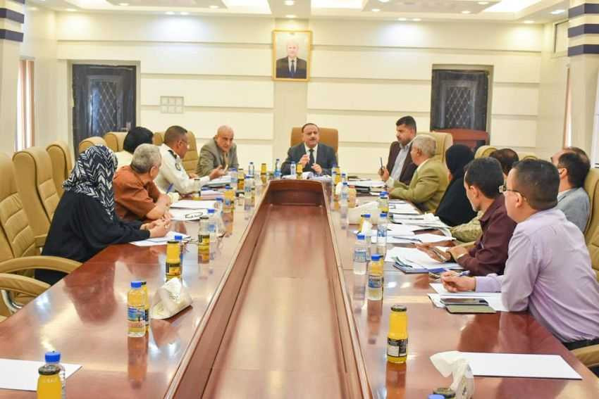 وزير النقل خلال الاجتماع