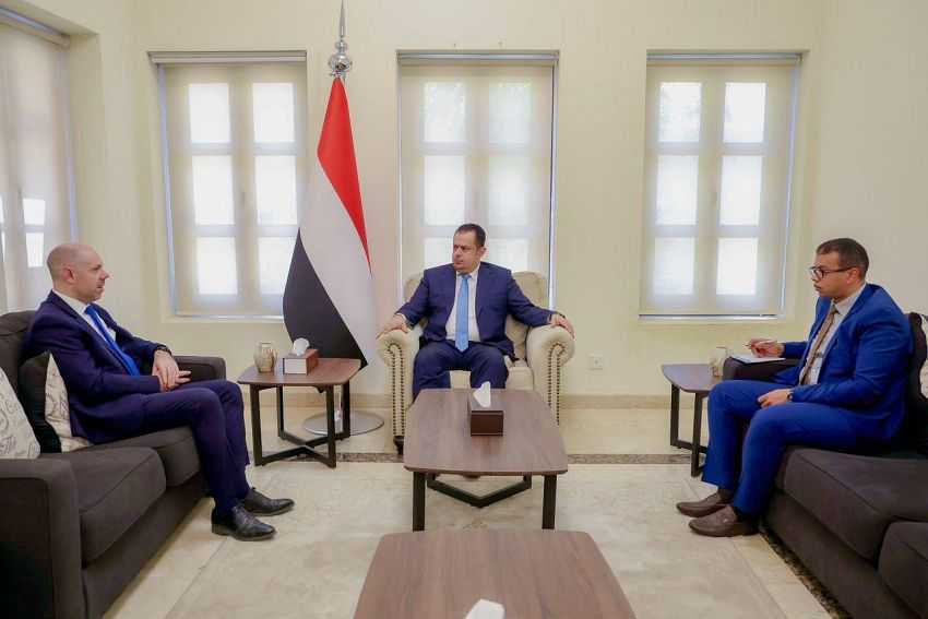 رئيس الوزراء خلال اللقاء