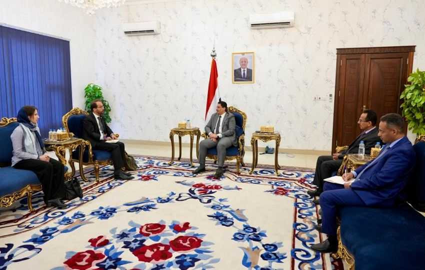 وزير الخارجية خلال اللقاء