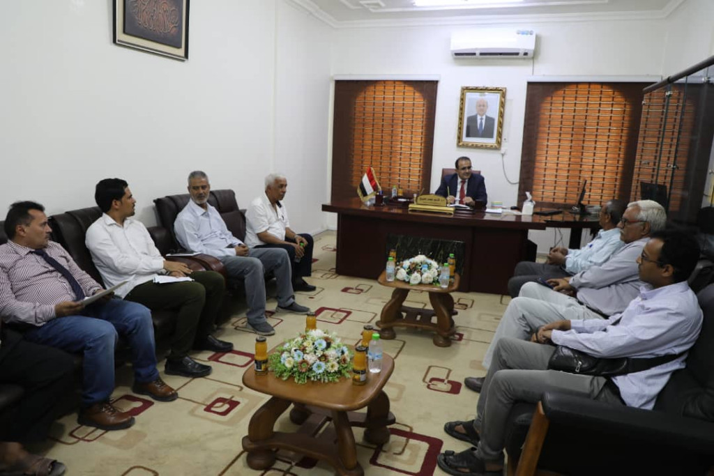 وزير الصحة يطلع على الاحتياجات الصحية لمصلحة السجون