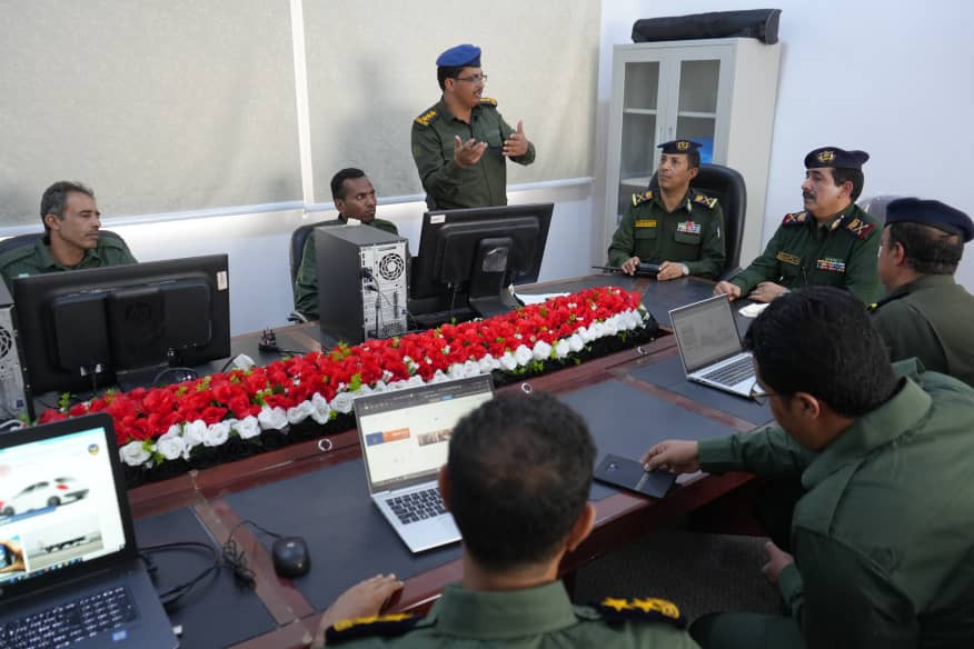 وزير الداخلية: الوعي والثقافة الأمنية والقانونية هي السبيل الأمثل لتعزيز الأمن والاستقرار