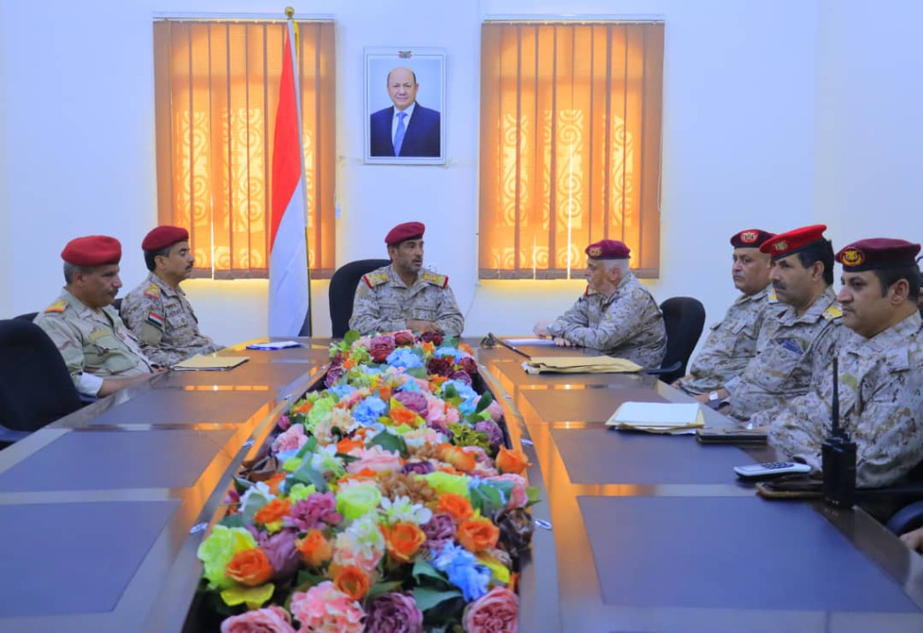 رئيس هيئة الأركان يشيد بدور المنطقة العسكرية الأولى في محاربة الإرهاب