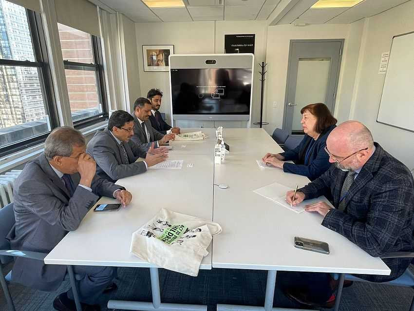 وزير الخارجية خلال اللقاء