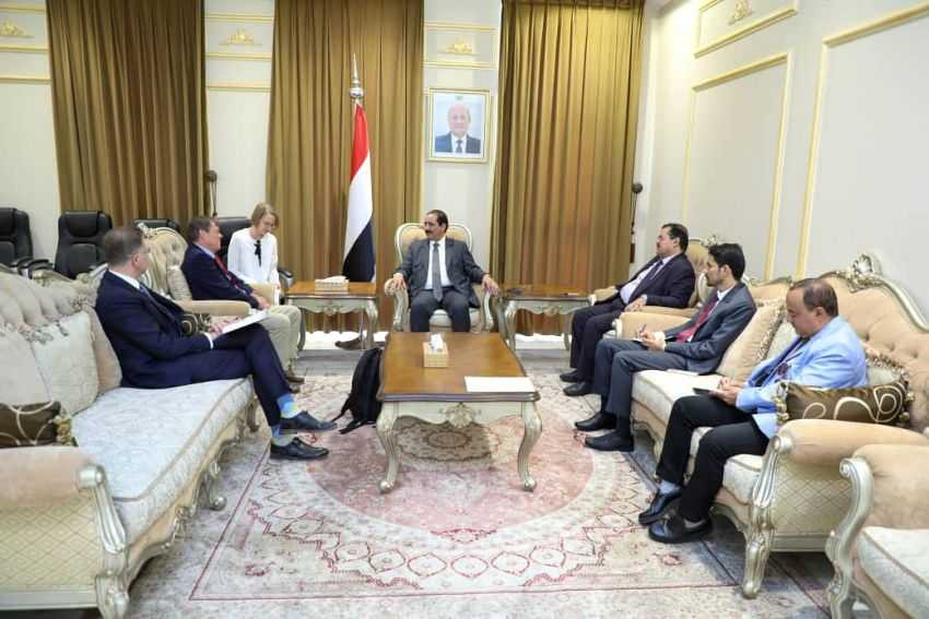 لقاء وزير الداخلية مع السفير الألماني