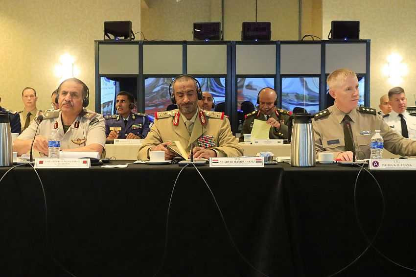 مشاركة رئيس هيئة الأركان العامة في مؤتمر القوات البرية الأمريكية