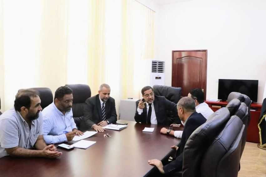 اجتماع لوزير العدل بلجنة المناقصات والمزايدات