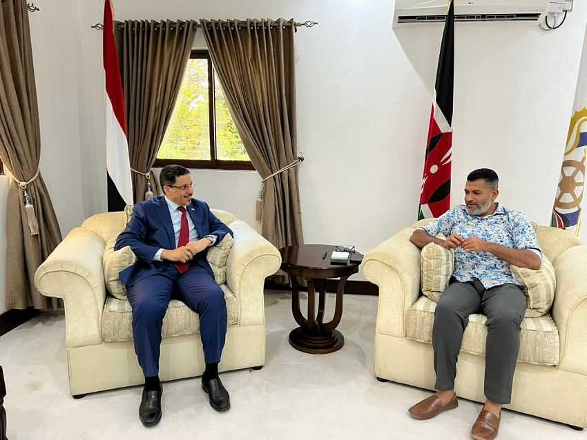 لقاء وزير الخارجية بمحافظ مومباسا الكينية