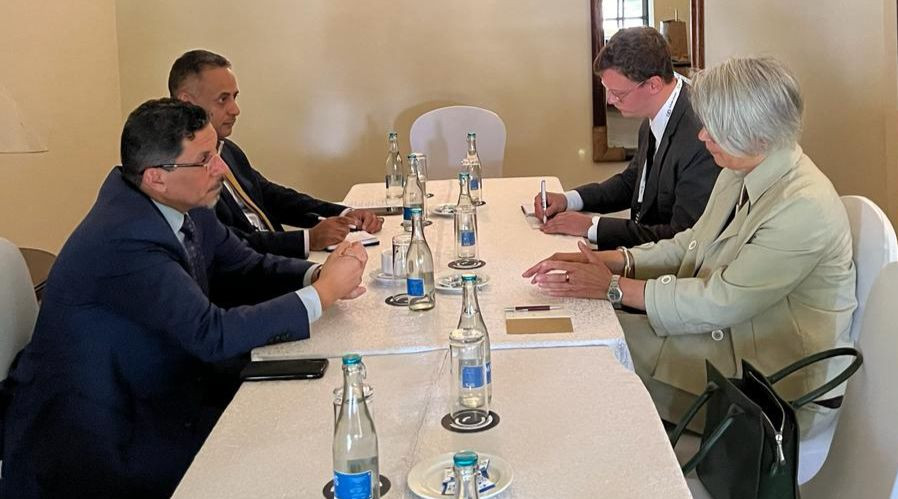 وزير الخارجية يلتقي الممثل الخاص للاتحاد الأوروبي للقرن الإفريقي