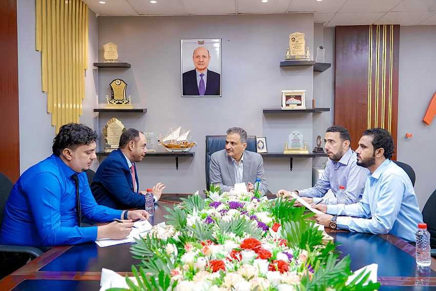 لقاء وزير الدولة محافظ عدن مع وكيل مصلحة الهجرة والجوازات والجنسية