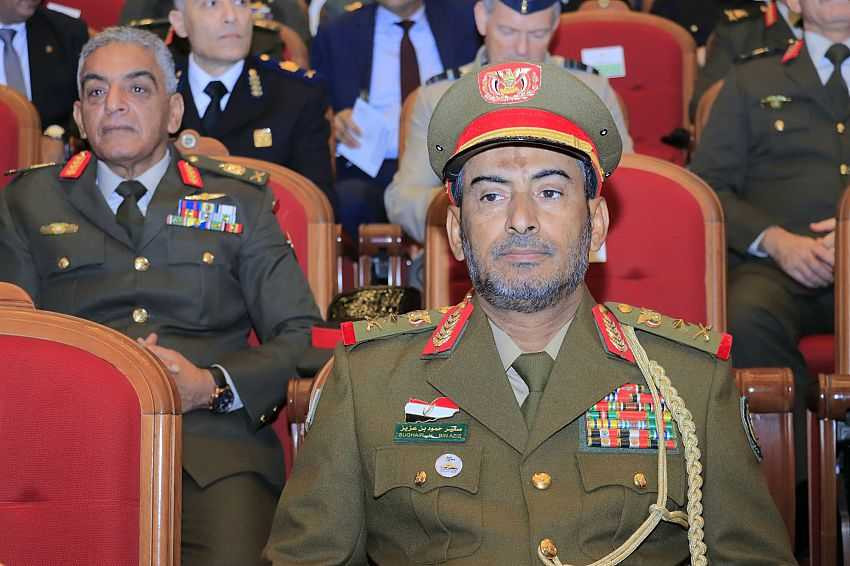 مشاركة رئيس هيئة الأركان في المعرض الدولي للصناعات الدفاعية في مصر